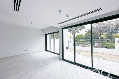 Rijtjeshuis te koop in Dubai, VAE 4 slaapkamers, 230.03 vr.m., nr 733246 - foto 3