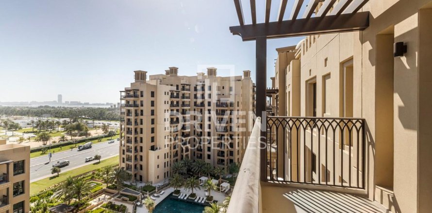 Apartmán v Umm Suqeim, Dubai, SAE 2 spálne, 105 m2 č. 653516