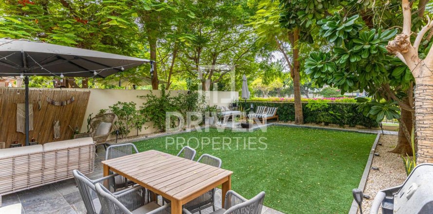 Māja The Springs, Dubaijā, AAE 3 istabas, 238 m2 Nr. 653220