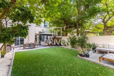 Māja The Springs, Dubaijā, AAE 3 istabas, 238 m2 Nr. 653220 - attēls 2