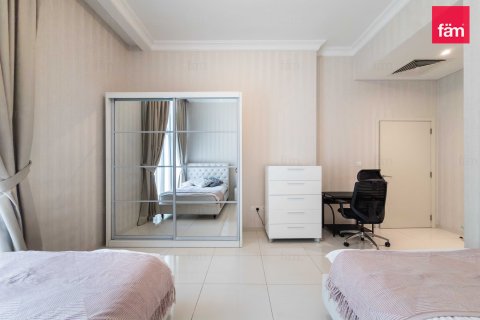 Dubai, BAE’de kiralık villa 5 yatak odası, 450 m² No 721170 - fotoğraf 14