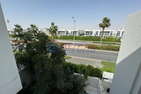 Üürile anda villa asukohaga Dubai, AÜE: 3 magamistoaga, 115.9 m² Nr 568875 - pilt 6