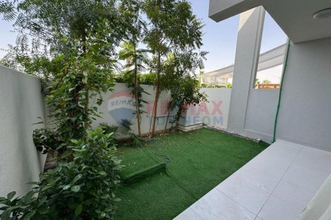 Üürile anda villa asukohaga Dubai, AÜE: 3 magamistoaga, 115.9 m² Nr 568875 - pilt 7