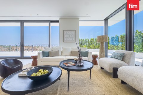 Lägenhet till försäljning i Dubai, UAE 3 sovrum, 335.7 kvm Nr. 715093 - fotografi 3
