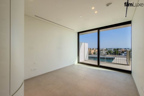 آپارتمان برای فروش در  Dubai، امارات متحده عربی  3 خوابه ، 335.7 متر مربع ، شماره 715093 - تصویر 18