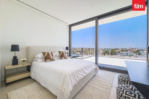 Lägenhet till försäljning i Dubai, UAE 3 sovrum, 335.7 kvm Nr. 715093 - fotografi 18
