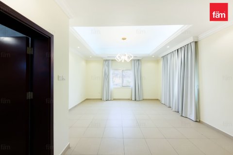 Vila u gradu Al Barsha, Dubai, UAE 4 spavaće sobe, 1393.5 m2 Br. 715092 - Slika 4