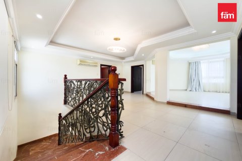 Vila u gradu Al Barsha, Dubai, UAE 4 spavaće sobe, 1393.5 m2 Br. 715092 - Slika 14