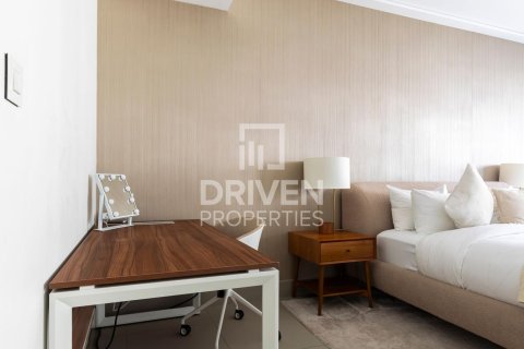 Apartemen di Downtown Dubai (Downtown Burj Dubai), UEA 2 kamar tidur, 152.92 m2 nomor 744329 - foto 12