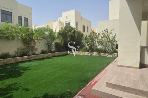 Reem, Dubai, UAE의 임대용 타운하우스 침실 3개, 278제곱미터 번호 713200 - 사진 19