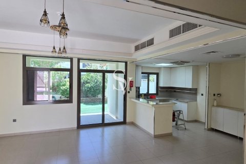Řadový dům v Town Square, Dubai, SAE 3 ložnice, 191 m² Č.: 713202 - fotografie 10