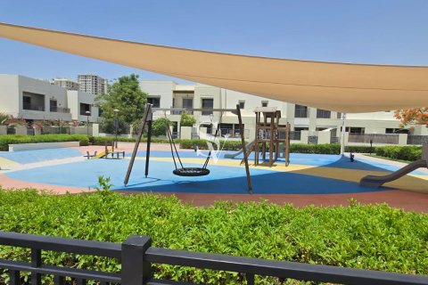 Řadový dům v Town Square, Dubai, SAE 3 ložnice, 191 m² Č.: 713202 - fotografie 5