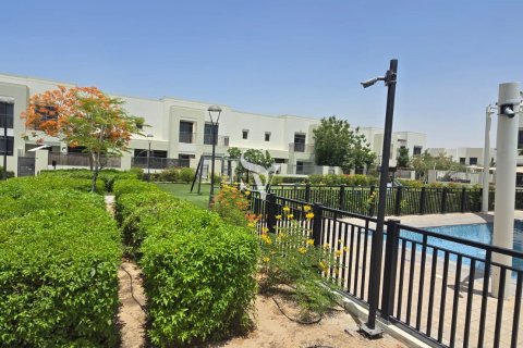 Řadový dům v Town Square, Dubai, SAE 3 ložnice, 191 m² Č.: 713202