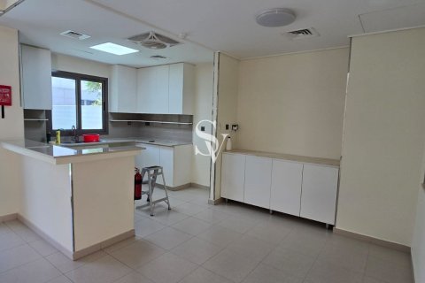 Řadový dům v Town Square, Dubai, SAE 3 ložnice, 191 m² Č.: 713202 - fotografie 2