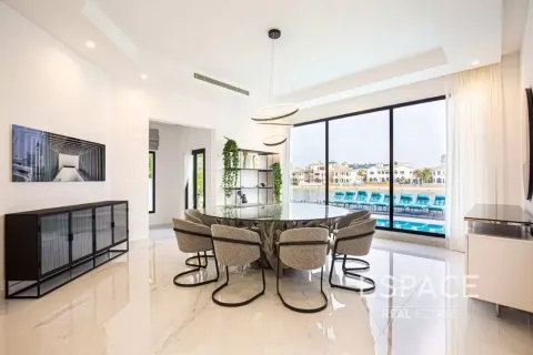 Villa para arrendamento em Palm Jumeirah, Dubai, EAU 6 quartos, 650 m2 № 650289 - foto 4
