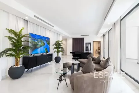 Villa para arrendamento em Palm Jumeirah, Dubai, EAU 6 quartos, 650 m2 № 650289 - foto 5