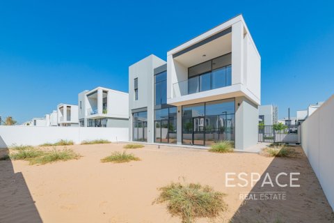 Villa til leie i Al Furjan, Dubai, Emiratene 5 soverom, 414 kvm Nr. 650287 - Foto 18