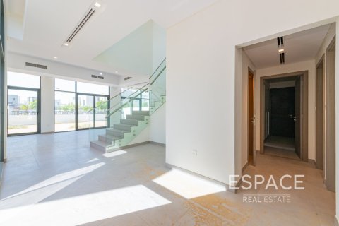 Villa til leie i Al Furjan, Dubai, Emiratene 5 soverom, 414 kvm Nr. 650287 - Foto 3