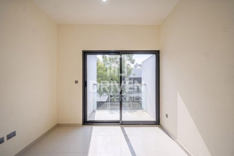 Shtëpi në qytet në Dubai, Emiratet e Bashkuara Arabe 3 dhoma gjumi, 151.8 m2. № 756643 - Foto 9