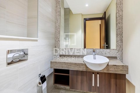 Lägenhet till försäljning i Business Bay, Dubai, UAE 1 sovrum, 83.24 kvm Nr. 756647 - fotografi 9