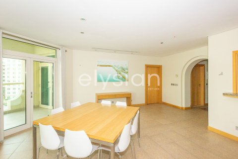 Apartemen di Palm Jumeirah, Dubai, UEA 3 kamar tidur, 3824 m2 nomor 586219 - foto 8