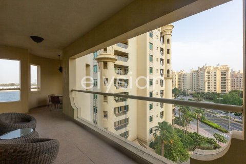 Apartemen di Palm Jumeirah, Dubai, UEA 3 kamar tidur, 3824 m2 nomor 586219 - foto 10