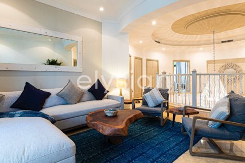 Vila v Palm Jumeirah, Dubai, SAE 6 ložnice, 1245 m² Č.: 586218 - fotografie 12