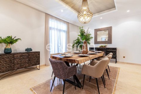 Vila v Palm Jumeirah, Dubai, SAE 6 ložnice, 1245 m² Č.: 586218 - fotografie 6