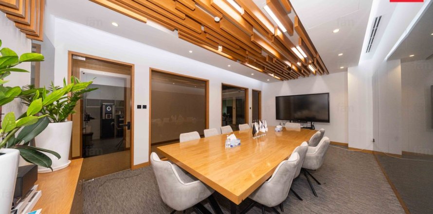Büroraum in Business Bay, Dubai, VAE: 539.1 m2 Nr. 753434