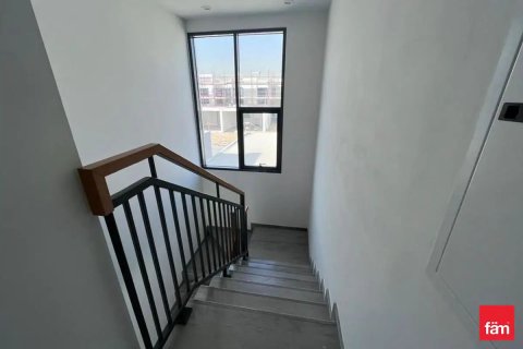 Villa til salgs i Dubai, Emiratene 3 soverom, 161 kvm Nr. 753433 - Foto 8