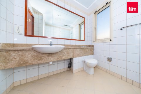 Villa te koop in Dubai, VAE 3 slaapkamers, 594.1 vr.m., nr 692887 - foto 15