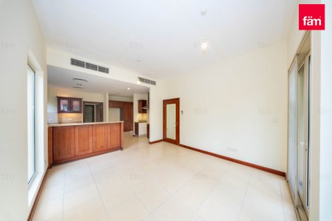 Villa te koop in Dubai, VAE 3 slaapkamers, 594.1 vr.m., nr 692887 - foto 2