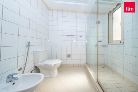 Villa te koop in Dubai, VAE 3 slaapkamers, 594.1 vr.m., nr 692887 - foto 14