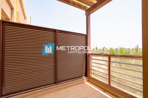 Kuća u nizu u gradu Khalifa City, Abu Dhabi, UAE 4 spavaće sobe, 382.1 m2 Br. 694641 - Slika 10