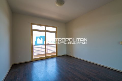 Kuća u nizu u gradu Khalifa City, Abu Dhabi, UAE 4 spavaće sobe, 382.1 m2 Br. 694641 - Slika 8