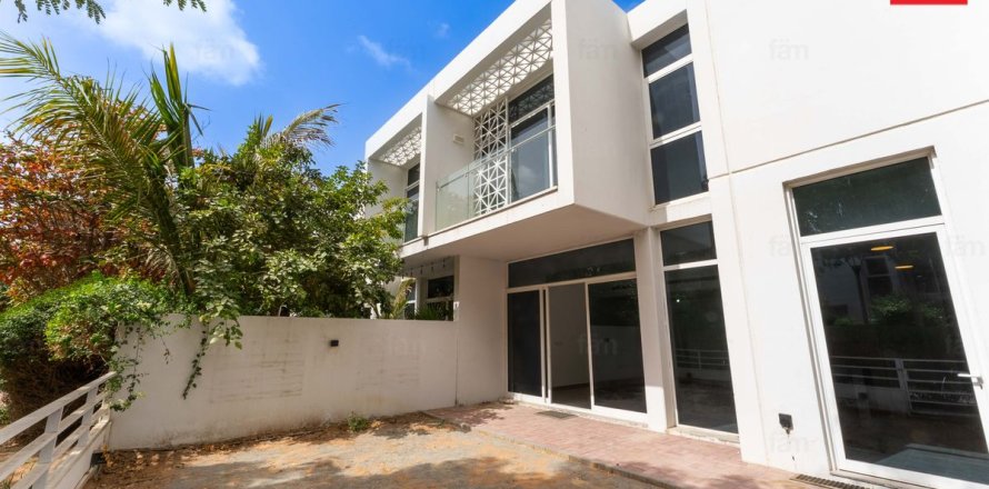 Σπίτι σε Dubai, ΗΑΕ 3 υπνοδωμάτια, 191.1 τ.μ. Αρ. 693147