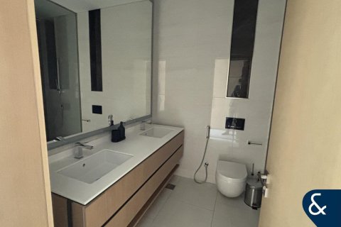 آپارتمان برای اجاره در Business Bay، Dubai، امارات متحده عربی 2 خوابه ، 173 متر مربع ، شماره 668187 - تصویر 8