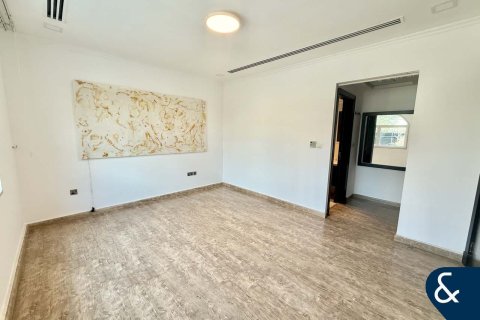 Jumeirah Park, Dubai, संयुक्त अरब अमीरात में विला, 4 बेडरूम, 465 वर्ग मीटर, संख्या 668325 - फ़ोटो 9