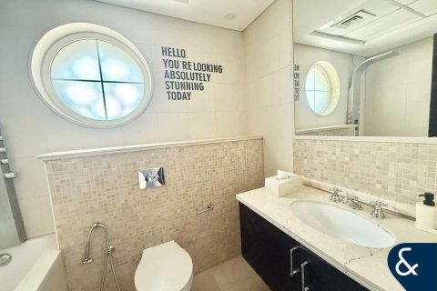 Jumeirah Park, Dubai, संयुक्त अरब अमीरात में विला, 4 बेडरूम, 465 वर्ग मीटर, संख्या 668325 - फ़ोटो 14