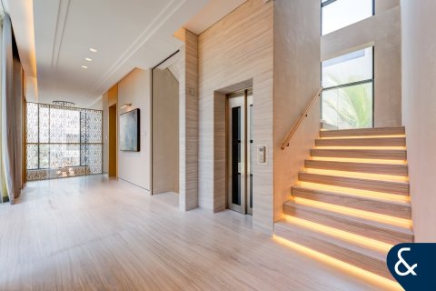 Üürile anda villa asukohaga Palm Jumeirah, Dubai, AÜE: 5 magamistoaga, 639 m² Nr 668304 - pilt 6