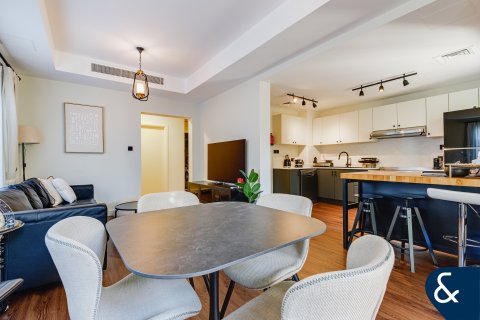 Villa para arrendamento em The Springs, Dubai, EAU 2 quartos, 167 m2 № 668188 - foto 8