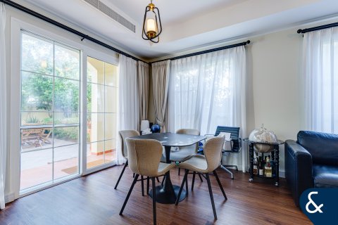 Villa para arrendamento em The Springs, Dubai, EAU 2 quartos, 167 m2 № 668188 - foto 7