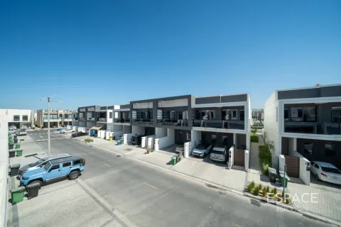 Kuća u nizu u Al Furjan, Dubai, UAE 3 spavaćih soba, 279 m2 Br. 737842 - fotografija 17