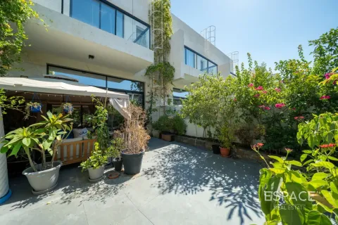 Kuća u nizu u Al Furjan, Dubai, UAE 3 spavaćih soba, 279 m2 Br. 737842 - fotografija 19