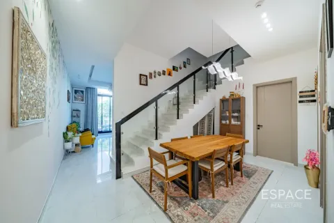 Kuća u nizu u Al Furjan, Dubai, UAE 3 spavaćih soba, 279 m2 Br. 737842 - fotografija 6