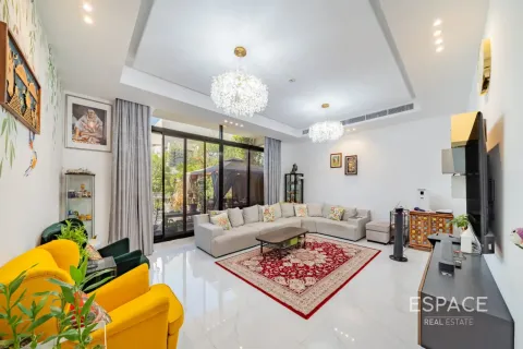 Kuća u nizu u Al Furjan, Dubai, UAE 3 spavaćih soba, 279 m2 Br. 737842 - fotografija 2