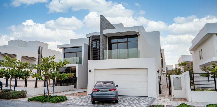 Commercial property on the Saadiyat Island, Abu Dhabi, UAE 4 bedrooms, 636 sq.m. № 594906