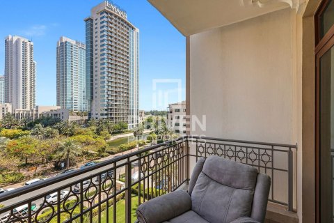 Apartament de vânzare în The Views, Dubai, EAU 2 dormitoare, 116.04 mp.  №754077 - poză 13