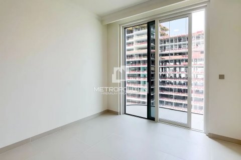 Apartment in Dubai Harbour, Dubai, UAE 1 bedroom, 74 sq.m. № 593654 - photo 12
