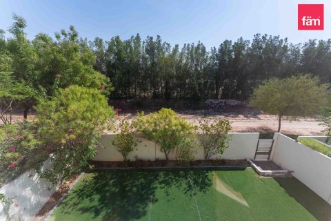 Vila di Reem, Dubai, UAE 3 bilik tidur, 324.4 meter persegi № 719643 - foto 14